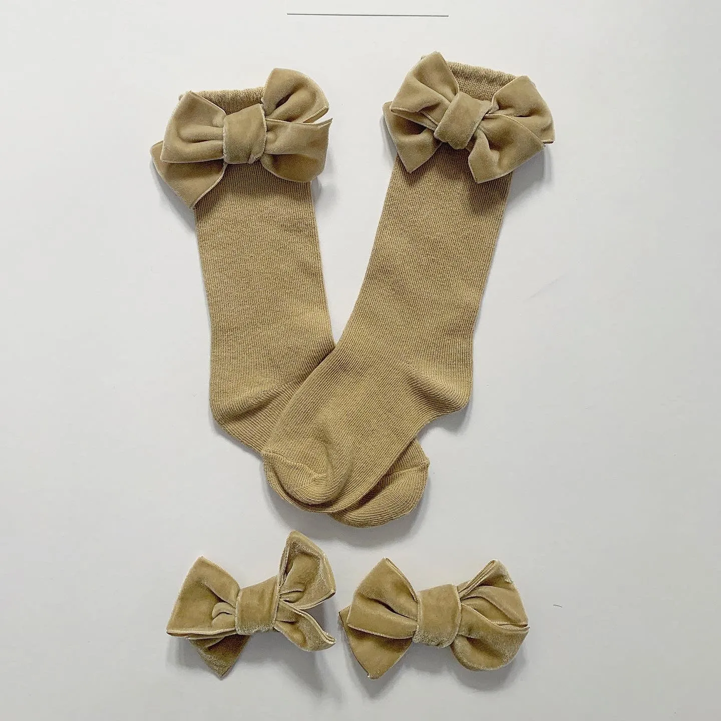 Bobble Babies knee high socks with velvet bow