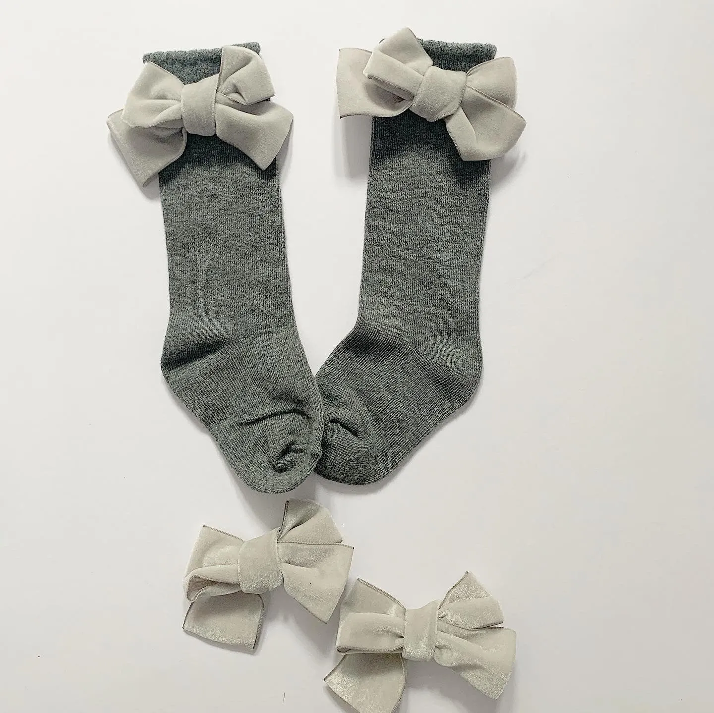 Bobble Babies knee high socks with velvet bow