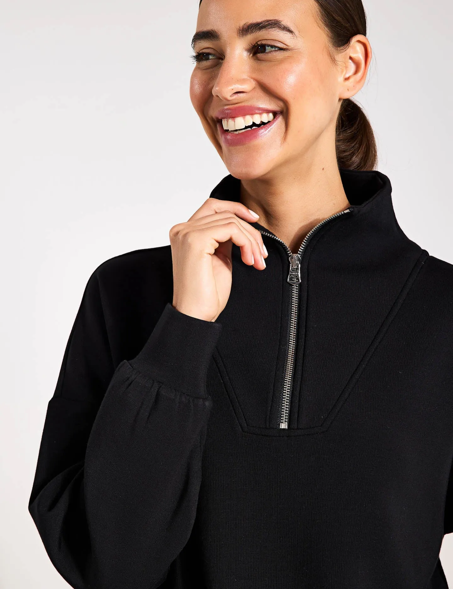 Hawley Half Zip Sweat - Black